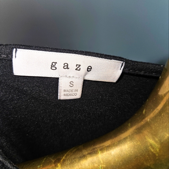 Bundle 5/$30 Size small cropped long sleeve - Picture 2 of 3